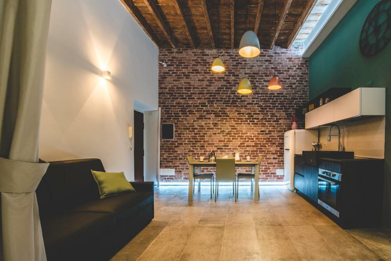 Th Trastevere Рим Екстериор снимка